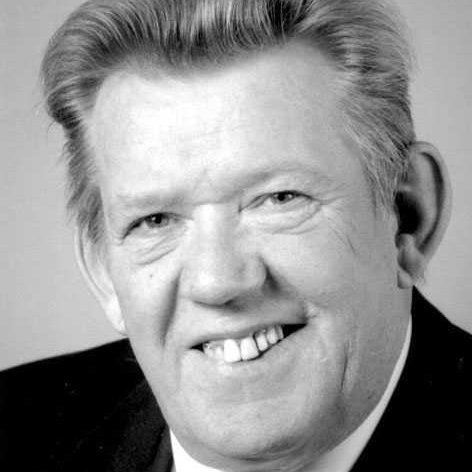 Páll Pétursson, alþingismaður Norðurlands vestra 1974–2003 (Framsóknarflokkur). 
Félagsmálaráðherra 1995–2003. Formaður þingflokks Framsóknarflokksins 1980–1994. Mynd: Althingi.is.