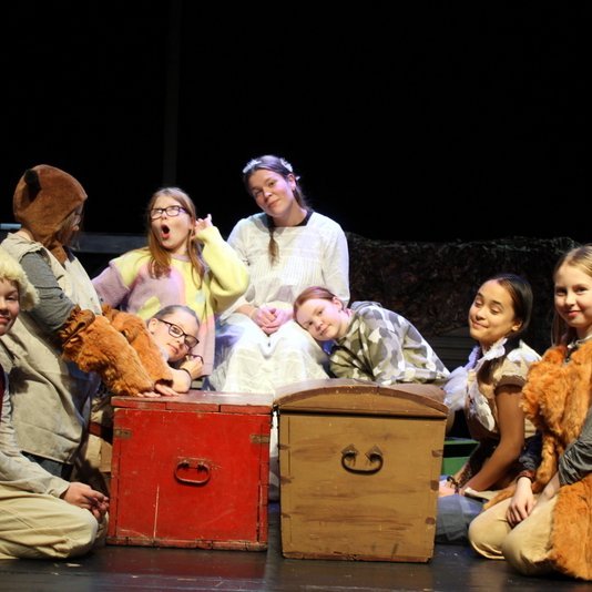 Æfingar ganga vel leikritinu á Pétri pan hjá Leikflokki Húnaþings vestra en frumsýning er áætluð þann 11. desember. Aðsendar myndir.