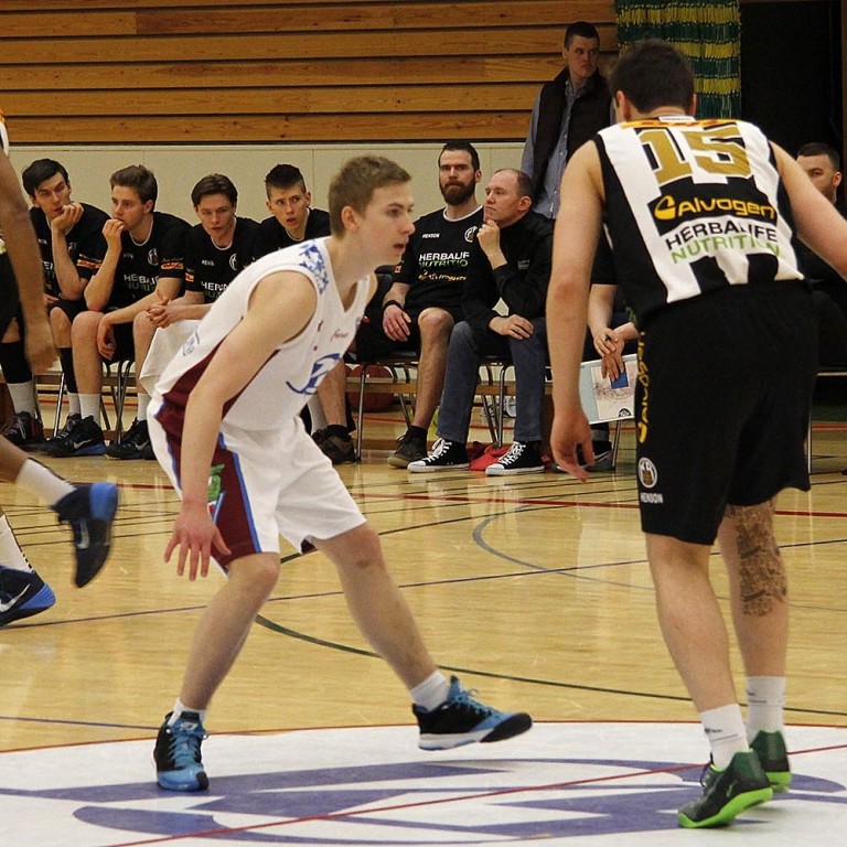 KR-ingar náðu toppleik í DHL-höllinni og skelltu Stólunum