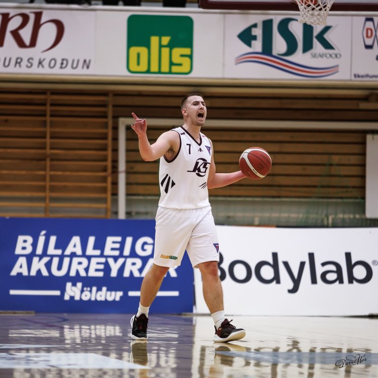 Pétur Rúnar Birgisson með boltann fyrr í vetur. MYND: DAVÍÐ MÁR