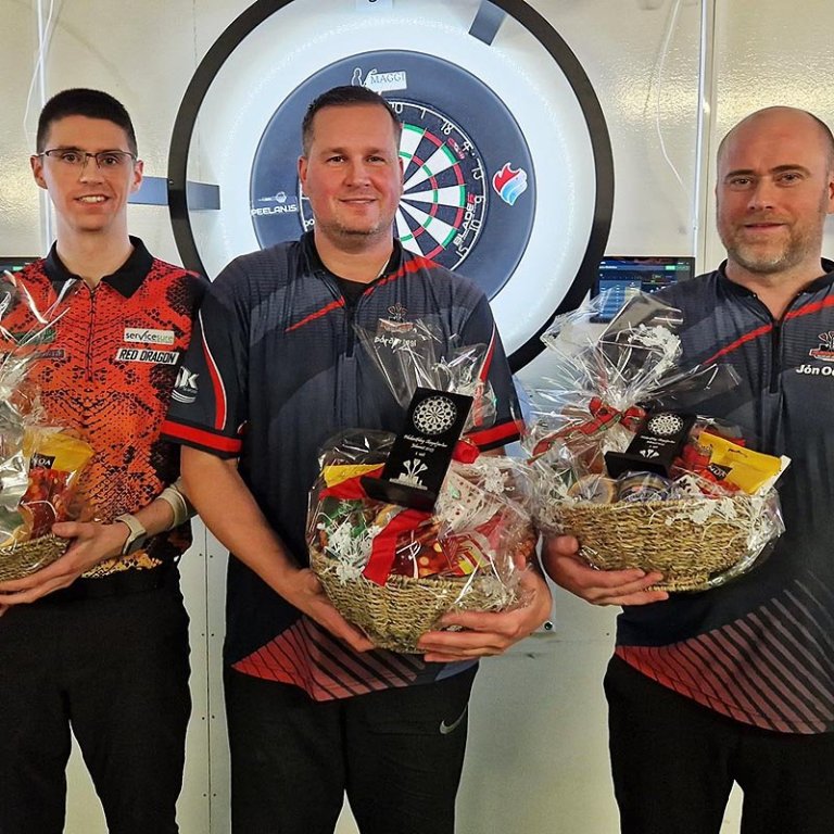 Efstu þrír á Jólamóti PSK og FISK Seafood. Frá vinstri: Arnar Geir, sigurvegarinn Þórður Ingi og Jón Oddur. MYND: PSK