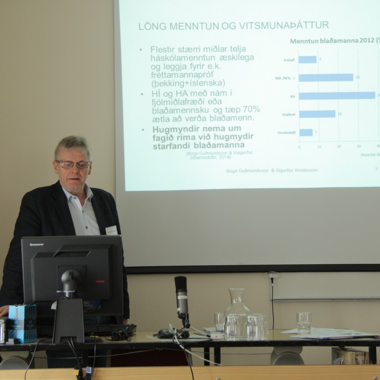 Norðan við hrun-sunnan við siðbót