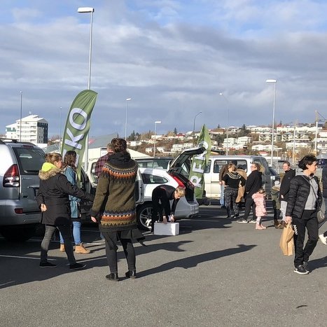 Á Facebook-síðuna REKO Norðurland setja framleiðendur upplýsingar um sínar afurðir og geta áhugasamir kaupendur nálgast vörur og keypt beint af þeim. Einungis er um afhendingu að ræða þessa daga sem tilgreindir eru og verða allar vörur að vera pantaðar og greiddar fyrir afhendinguna.