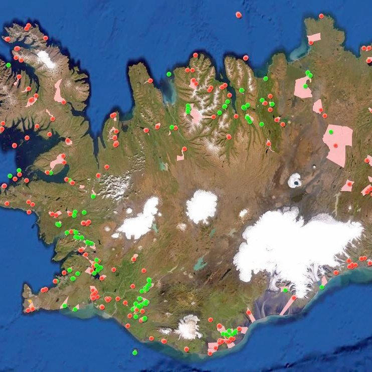 Skoða þarf forsendur eignarhalds ríkisins á jörðum og skýra markmið með ríkiseign, segir í tillögum Framsóknarflokksins um aðgerðaráætlun í jarðarmálum. Rauðir deplar merkja jarðir í umsjón Ríkiseigna en gulu jarðir í umsjón annarra ríkisstofnana. Mynd af kortavefsjá Ríkiseigna.