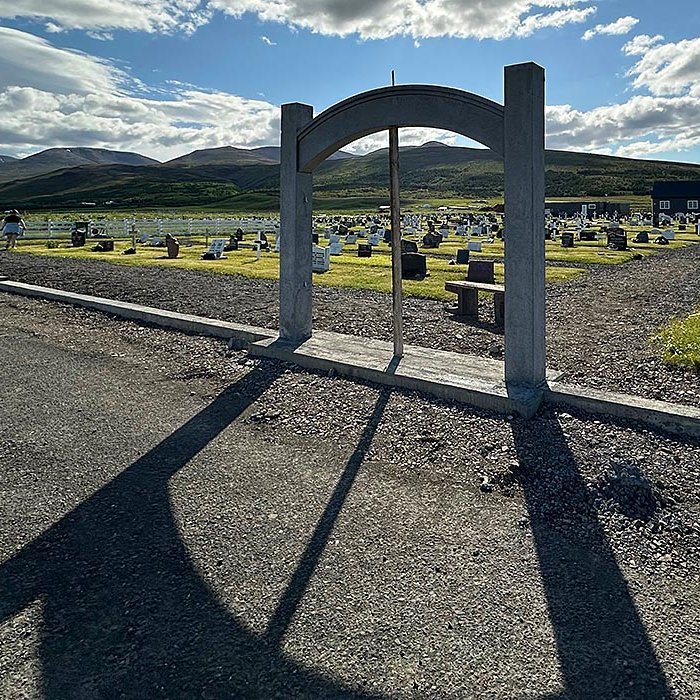 Annað sáluhliðið komið upp. MYNDIR: ÓAB