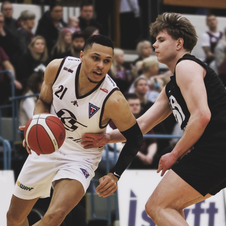 Callum Lawson var stigahæstur Stólanna á Hlíðarenda. MYND: DAVÍÐ MÁR