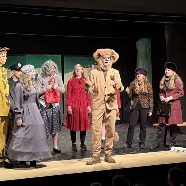 Mynd tekin á generalprufu.