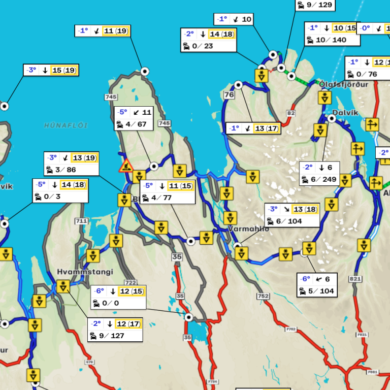 Færðin um kl. 9 í morgun. SKJÁSKOT AF UMFERÐIN.IS