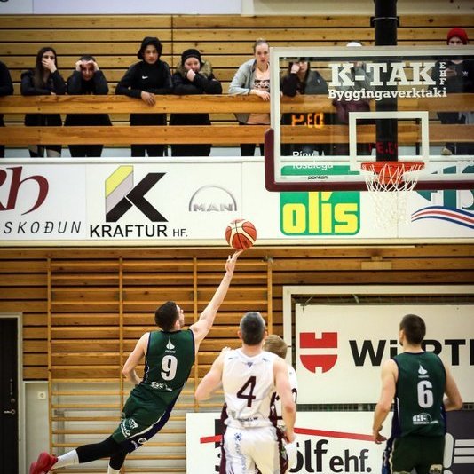 Halldór Garðar Hermannsson tryggir Þórsurum farseðilinn inn í undanúrslitin. Mynd: Hjalti Árna.