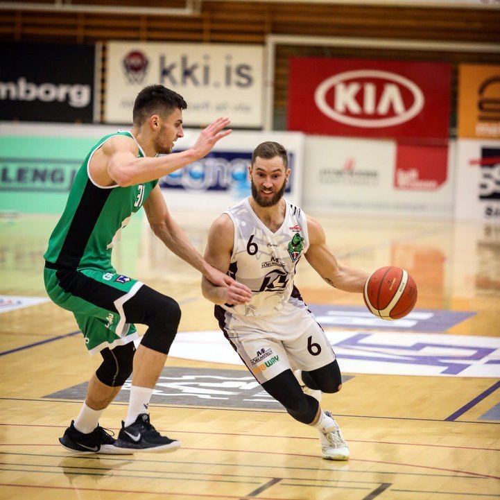 Sigtryggur Arnar var öflugur í gær og skoraði 22 stig. Mynd: Hjalti Árna.