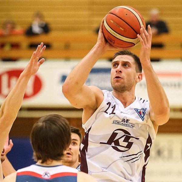 Sinisa Bilic átti flottan leik með Stólunum og var stigahæstur með 21. MYND: HJALTI ÁRNA