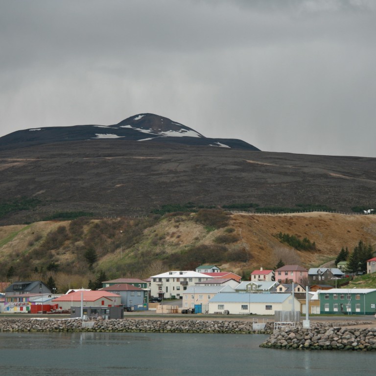 Gangstéttarsteypa á Hofsósi og Sauðárkróki