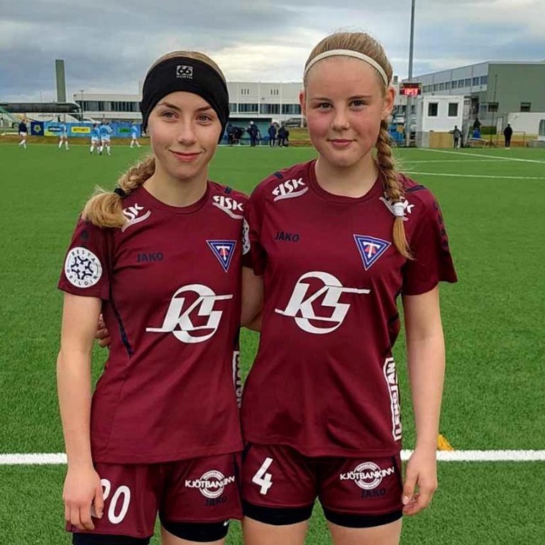 Elísa og Birgitta – alltaf í boltanum! MYND AF SÍÐU TINDASTÓLS