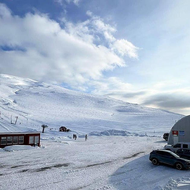 Svona var staðan í Stólnum fyrir sex dögum en síðan hefur bara bæst við meiri snjór.  MYND AF FB-SÍÐU SKÍÐASVÆÐIS TINDASTÓLS