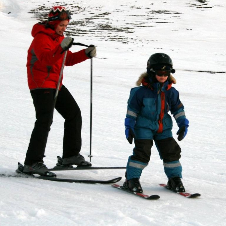 Skíðakennsla hefst 21. mars