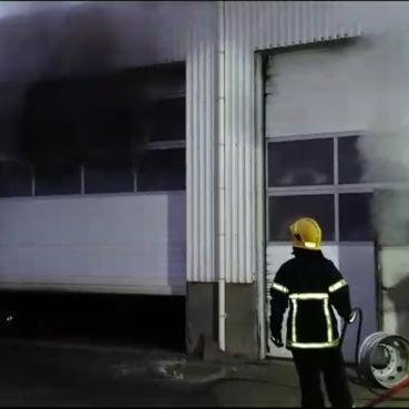 Slökkviliðsmenn á vettvangi. MYND HÚNAÞING VESTRA