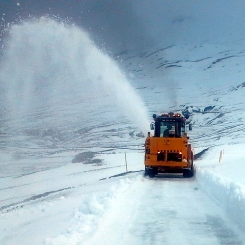 Snjómokstur. Mynd sótt á vef Vegagerðarinnar, vegagerdin.is