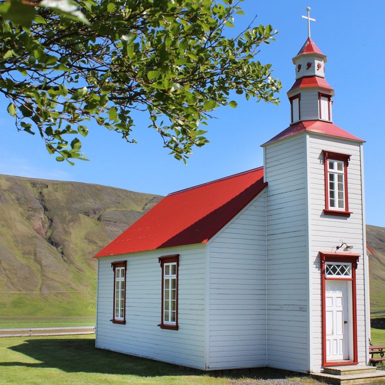 Goðdalakirkja. Þorsteinn Sigurðsson (1859–1921) var forsmiður og hönnuður bæði Silfrastaða- og Goðdalakirkju. MYND: SIGRÍÐUR SIGURÐARDÓTTIR