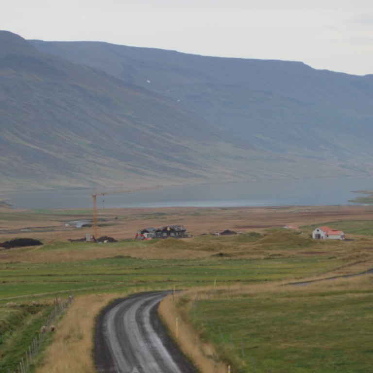 Framkvæmdir á Deplum hafa tafist