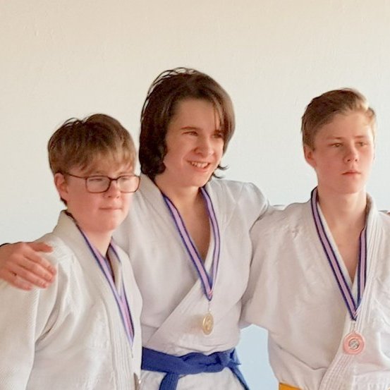 Verðlaunahafar í U21-60 á afmælismóti JSÍ. Steinar Óli Sigfússon er lengst til hægri. Mynd: Sigfús Ingi Sigfússon.