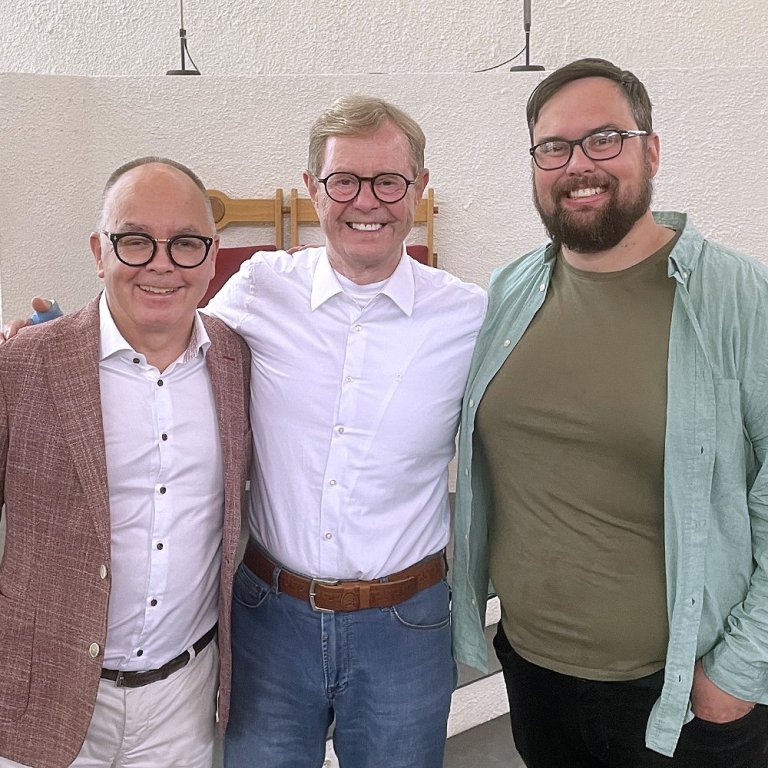 Jónas Þórir, Steinn Kára og söngvarinn Bjarni Atlason. MYND AÐSEND