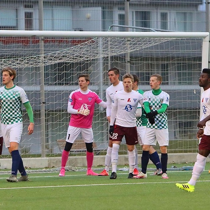 Frá leik Tindastóls og Augnabliks hér heima síðastliðið haust. Ekki hafðist sigur þá frekar en í gær. MYND: ÓAB