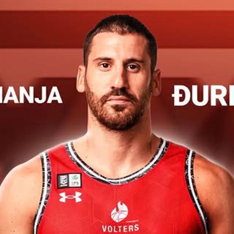 Nemanja. MYND AF NETINU