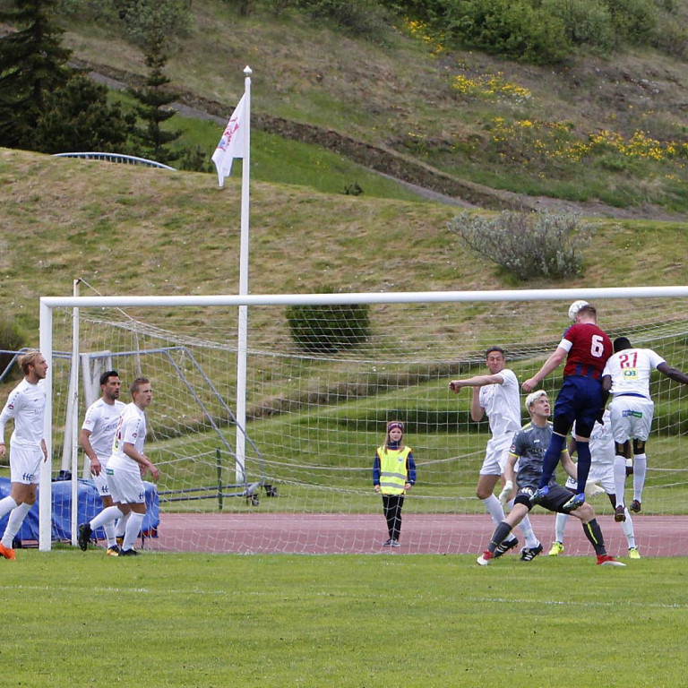 Fannar Kolbeins gerir annað mark sitt í leiknum snemma í síðari hálfleik. MYND: ÓAB