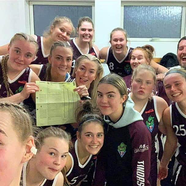 Kampakátar Stólastúlkur að loknum leik í kvöld. MYND AF FB-SÍÐU KÖRFUKNATTLEIKSDEILDAR TINDASTÓLS