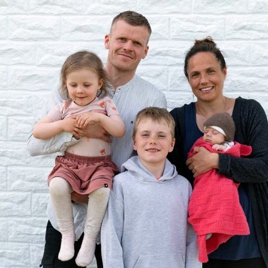 Fjölskylda Freyju Heimisdóttur. Mynd af FB.