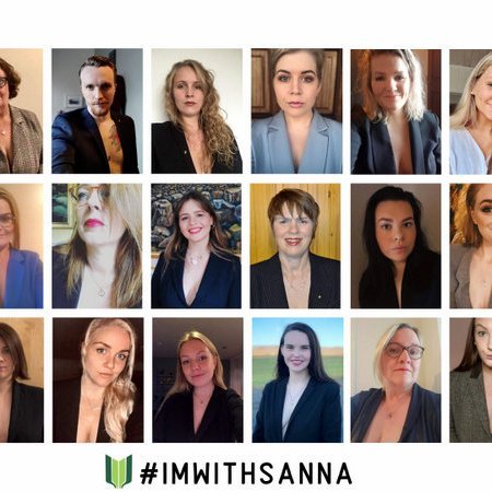 Meðfylgjandi er mynd af nokkrum einstaklingum í Framsóknarflokknum sem hafa klætt sig eins og Sanna Marin var klædd á þeirri mynd sem hún er gagnrýnd fyrir.