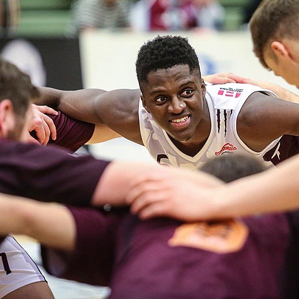 Taiwo Badmus og félagar komu sterkir til baka eftir strembin áramót. MYND: HJALTI ÁRNA