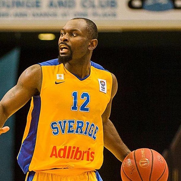 Thomas Massamba. MYND AF NETINU