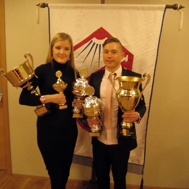 Frjálsíþróttakona UMSS 2015 Þóranna Ósk. og Frjálsíþróttamaður UMSS 2015 Daníel Þórarinsson. Ljósm./Facebook-síða Frjálsíþróttadeildar Tindastóls.