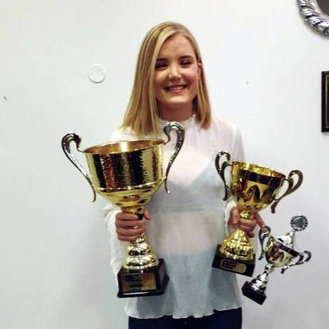 Þóranna Ósk er margverðlaunuð fyrir þátttöku í frjálsíþróttum. Mynd af FB.