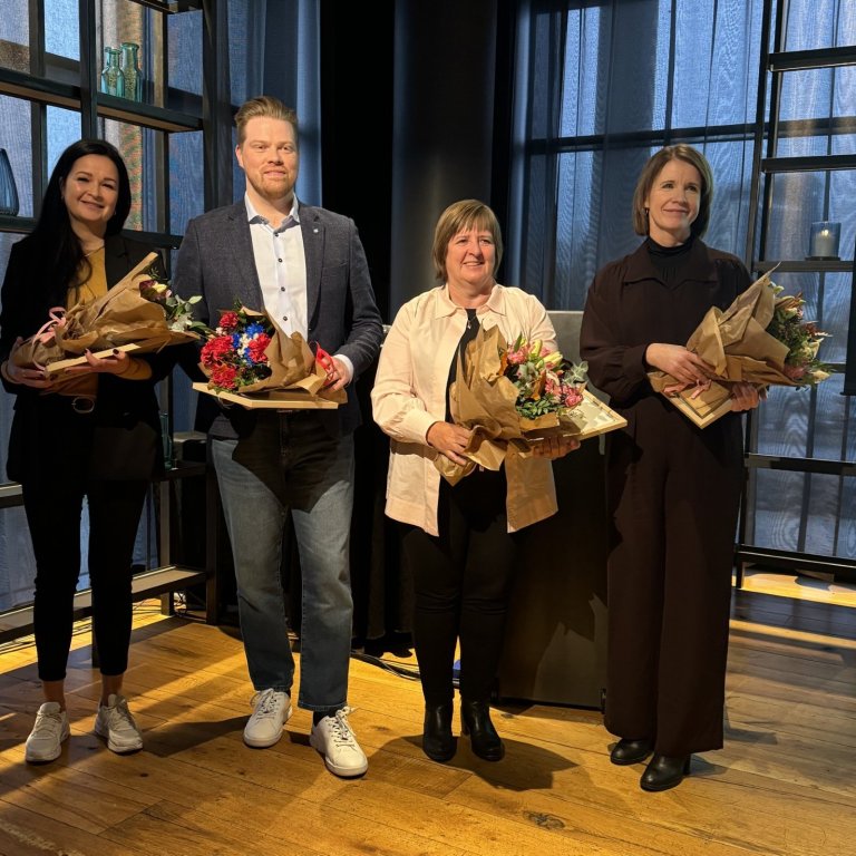 Á meðfylgjandi mynd eru fulltrúar sveitarfélaganna fjögurra. Frá vinstri: Sylvía Karen Heimisdóttir, sveitarstjóri Skeiða- og Gnúpverjahrepps, Arnór Tumi Finnsson, fulltrúi sveitarstjóra Sveitarfélagsins Skagastrandar, Ásta Stefánsdóttir, sveitarstjóri Bláskógabyggðar og Guðrún P Ólafsdóttir, sviðsstjóri fjármála- og stjórns‎‎‎ýslu hjá Sveitarfélaginu Vogum. MYND AÐSEND