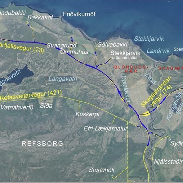 Yfirlitsmynd af síðu Vegagerðarinnar. Bláa línan sýnir ný vegastæði.
