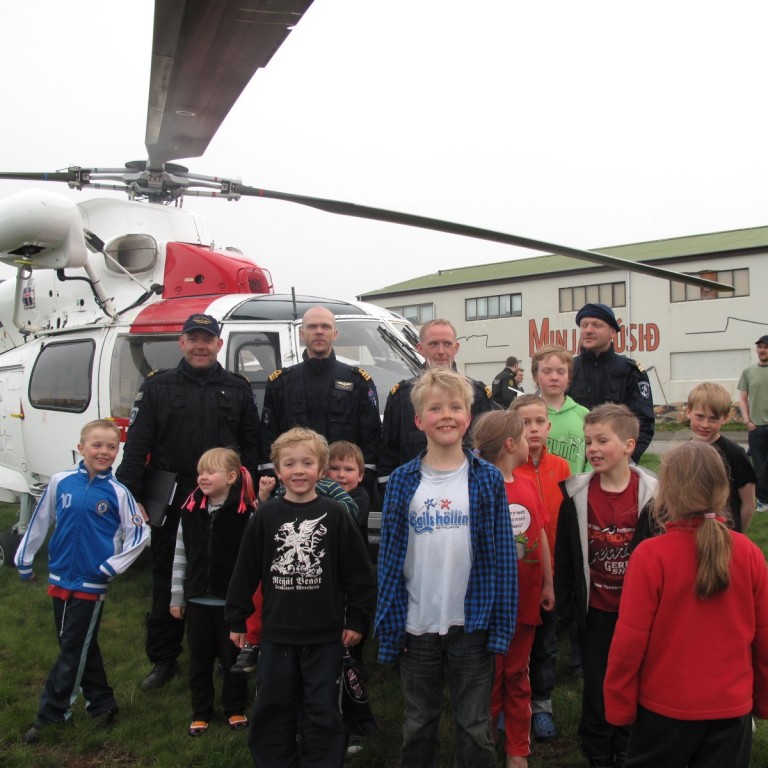 Charlie Sheen á skíðum í Tindastól