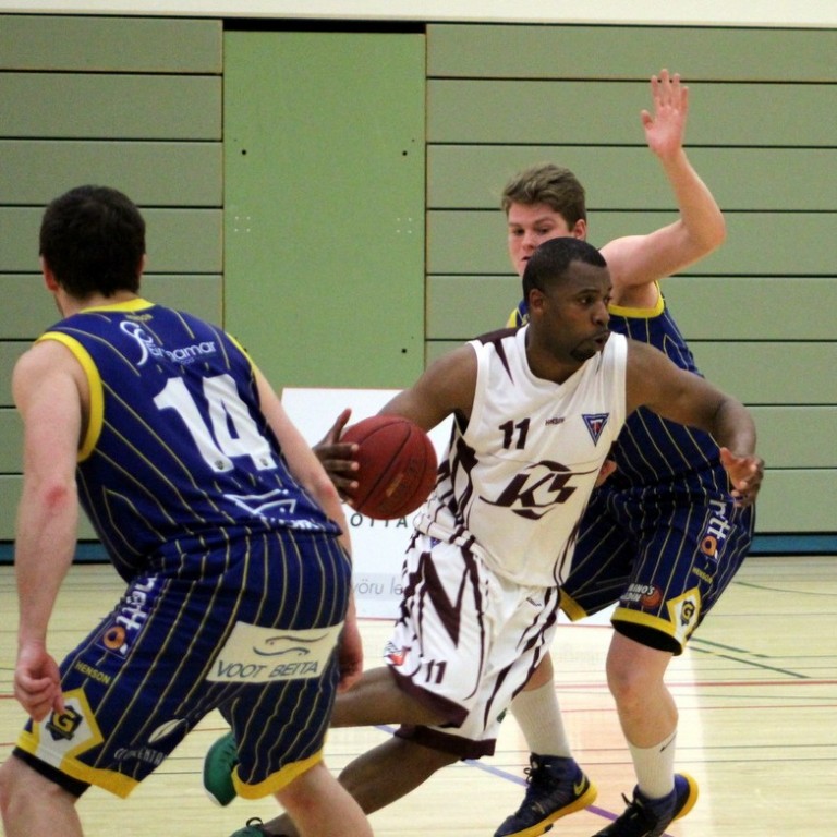 Deildarmeistarar taka á móti Hetti í kvöld