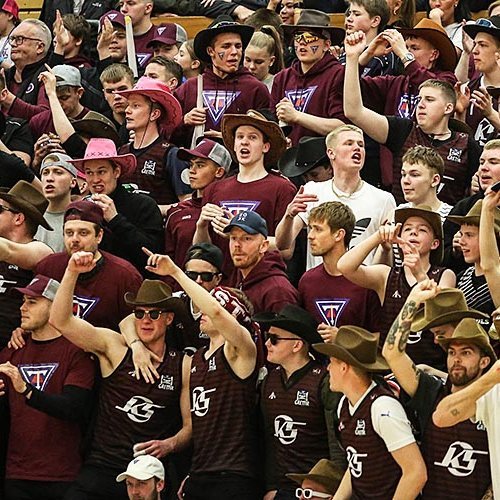 Fær rústrauða hafið tælifæri til að fagna í kvöld? MYND: ©DAVÍÐ MÁR