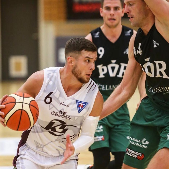 Það er gaman að sjá Tomsik í liði Tindastóls. Snjall leikmaður sem tekur mikið til sín. MYND: HJALTI ÁRNA