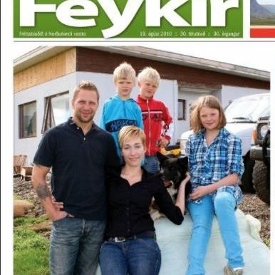 Árið 2010 var ungt fólk að hefja búskap á Sveðjustöðum, Karólína Gunnarsdóttir og Tryggvi Þór Tryggvason og ræddu við Feyki um framtíðardrauma sína. Með þeim á myndinni eru Tómas Eyþór, Ísak Andri og María Lilja.