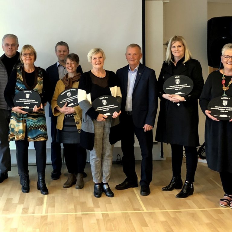 Frá afhendingu umhverfisviðurkenninga Sveitarfélagsins Skagafjarðar í Húsi frítímans. Mynd: BÞ.