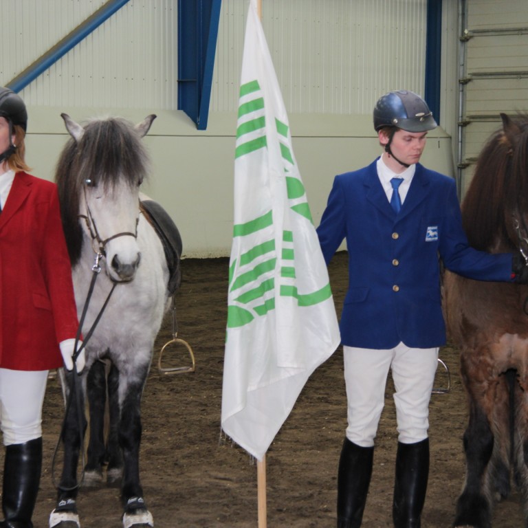 Frá undirritun samnings um Landsmót á Hólum 2016. Mynd: KSE