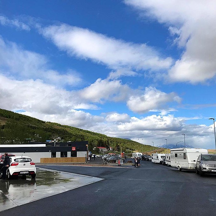 Það er fallegt í Varmahlíð – jafnvel á benzínstöðinni. MYNDIR: ÓAB