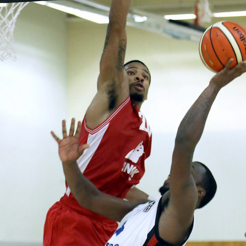 Urald King hefur verið öflugur með Val en þar hefur hann verið sl. tvö tímabil. Nú kemur hann á Krókinn fyrir næsta tímabil. Mynd: Karfan.is