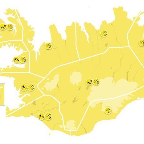 Gul veðurviðvörun um allt land á morgun. Á Norðurlandi vestra tekur hún gildi um hádegi.