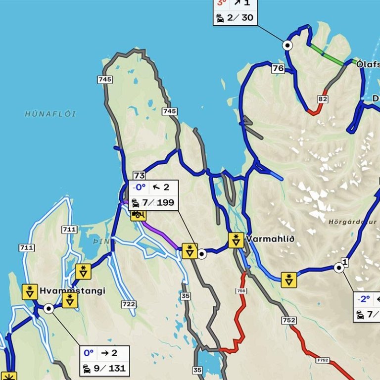 Kort frá Vegagerðinni sem sýnir færð á vegum á Norðurlandi nú um kl. eitt í dag. SKJÁSKOT