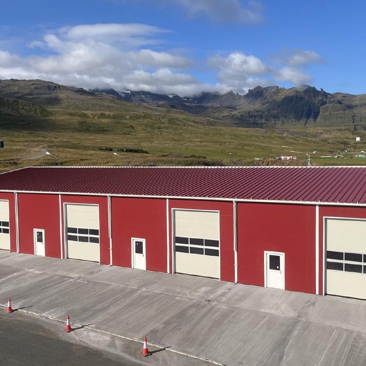 Sams konar hús og verið er að reisa á Sauðárkróki. Þetta er í Grundarfirði. MYND AF VEGR.IS