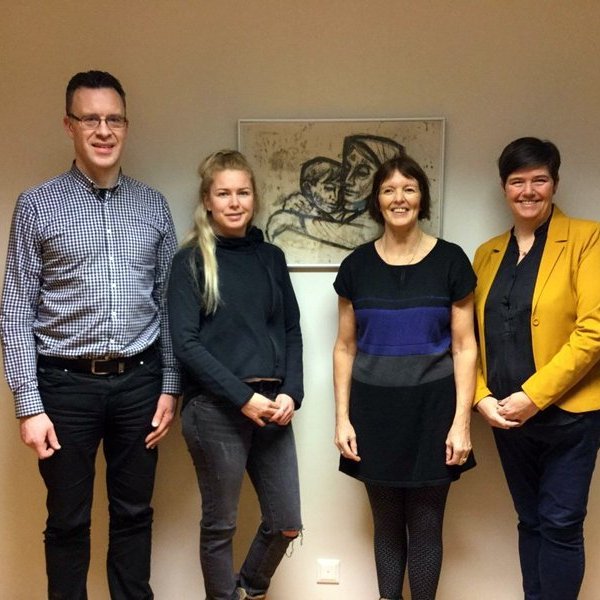 Forsvarsmenn sjóðsins ásamt Ólöfu. Frá vinstri: Magnús Magnússon, Elísa Sverrisdóttir, Ólöf Ólafsdóttir og Jenný Þórkatla Magnúsdóttir. Mynd: Hunathing.is